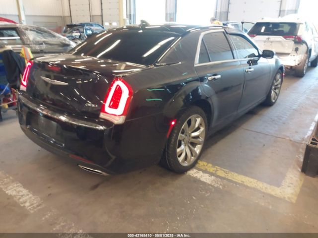 2019 CHRYSLER 300 2C3CCAEG9KH693508 Photo 3