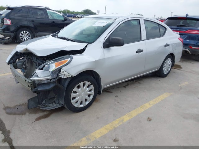 3N1CN7AP0FL949310 Nissan Versa 1.6 S+