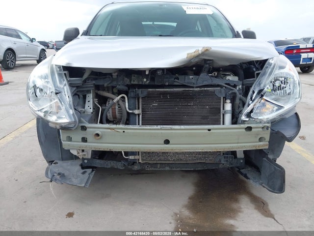 3N1CN7AP0FL949310 Nissan Versa 1.6 S+