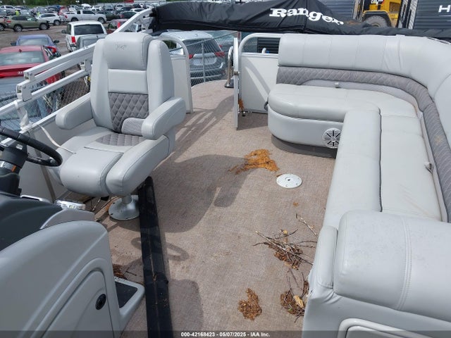 Ranger Pontoon 2021 RGR21618G121 Image 8