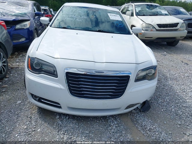 Chrysler 300 300s 2014 2C3CCABG6EH140730 Image 12