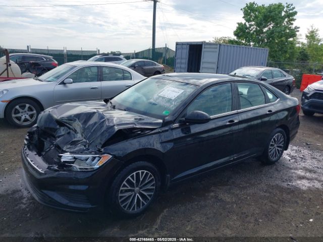 3VWN57BU1MM103136 Volkswagen Jetta 1.4t R-line/1.4t S