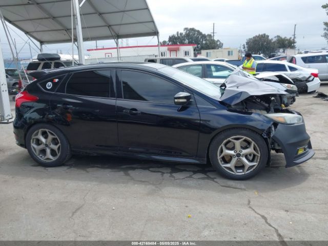1FADP3L92GL268071 Ford FOCUS ST
