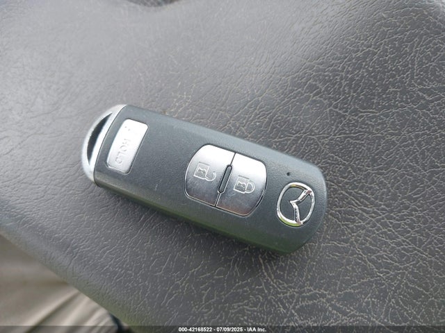JM3KE2DY5G0796669 Mazda py