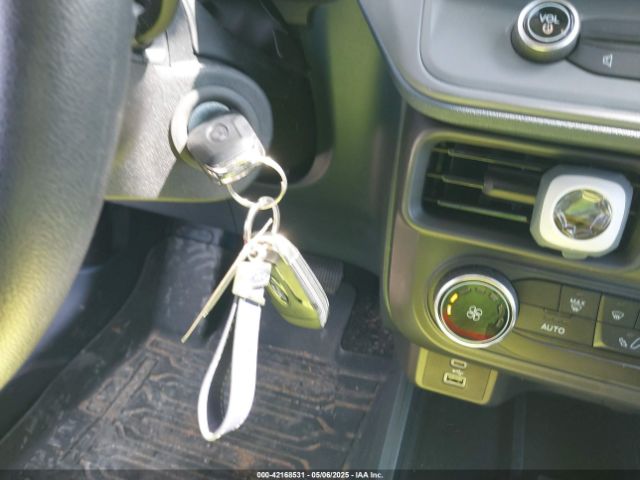 3FTTW8E3XPRA36916 Ford Maverick Xl