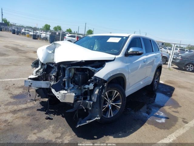 5TDZZRFH7HS221067 Toyota Highlander Le