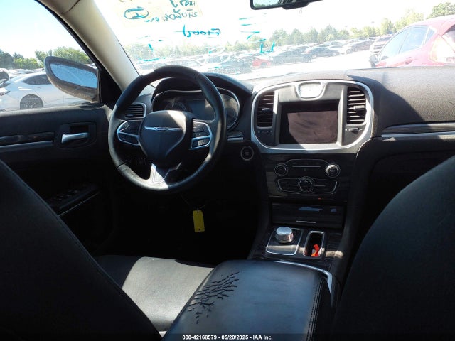 Продажа на аукционе авто 2022 Chrysler 300 Touring, vin: 2C3CCAAG1NH139499, номер лота: 42168579