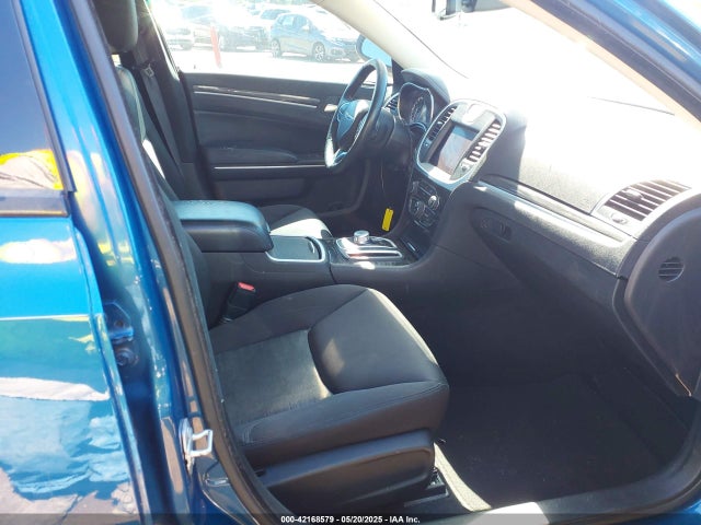 Продажа на аукционе авто 2022 Chrysler 300 Touring, vin: 2C3CCAAG1NH139499, номер лота: 42168579
