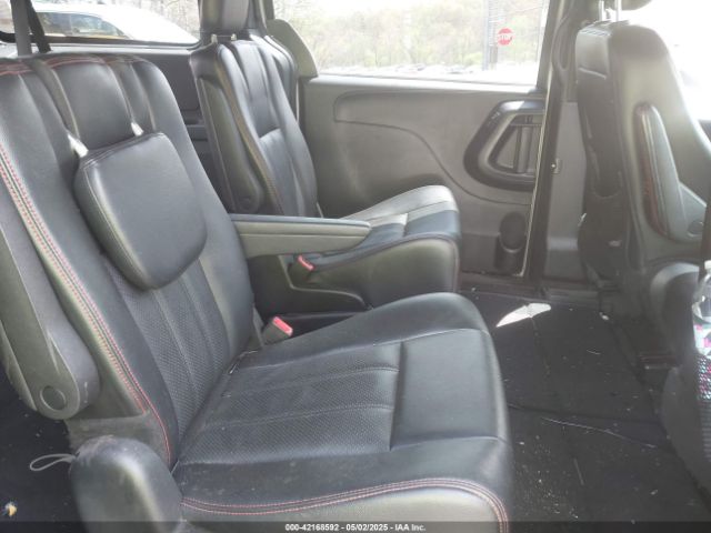 2C4RDGEG1GR376118 Dodge Grand Caravan R/t