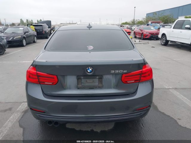 WBA8E1C3XHA156601 BMW 330e Iperformance