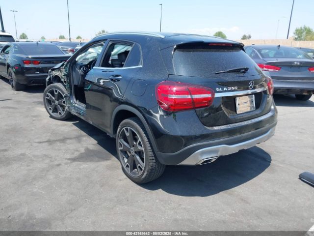 WDCTG4EB5KU012256 Mercedes-Benz GLA 250