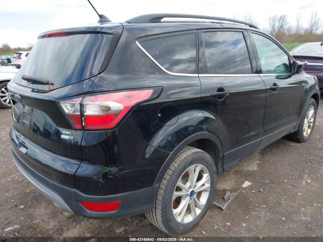 1FMCU9HD6JUA37489 Ford ESCAPE SEL
