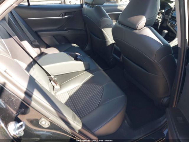 4T1G11AK1NU688670 Toyota CAMRY SE