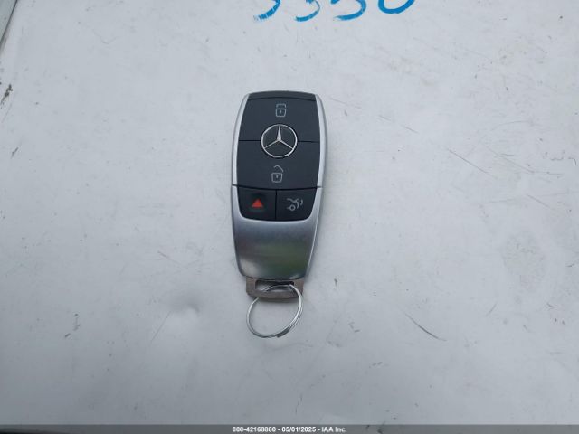 WDDWF8DB4KR463153 Mercedes-Benz C 300