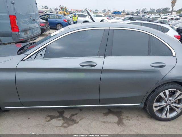 WDDWF8DB4KR463153 Mercedes-Benz C 300