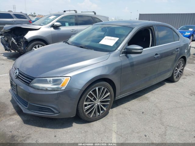 3VWD17AJXEM378102 Volkswagen Jetta 1.8t Se