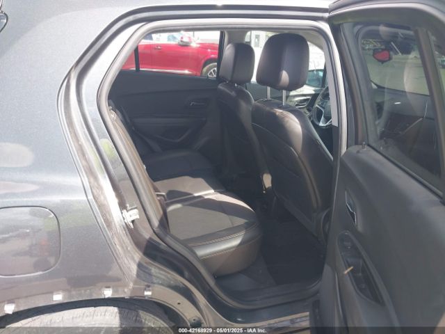KL7CJLSB3JB675483 Chevrolet Trax Lt