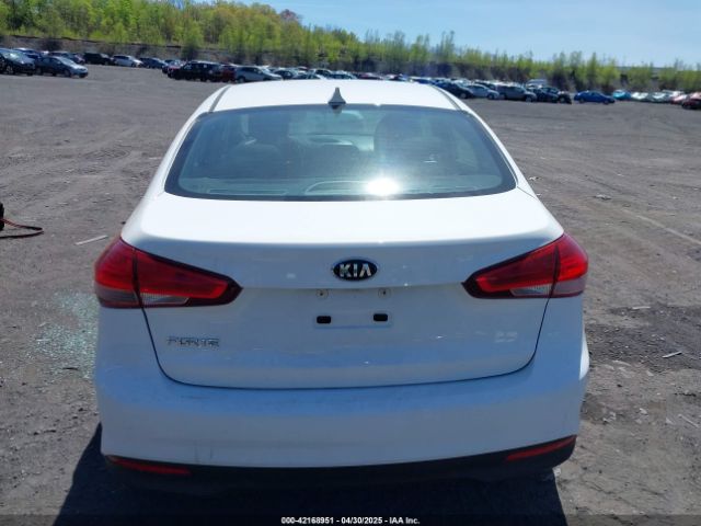 3KPFK4A76JE236023 KIA FORTE LX