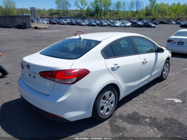 3KPFK4A76JE236023 KIA FORTE LX