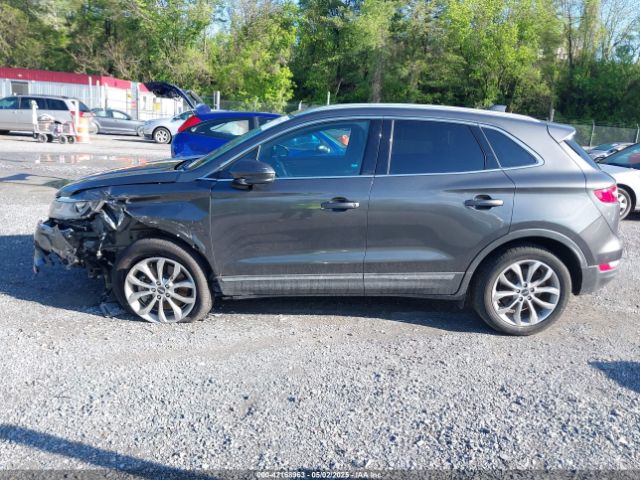 5LMTJ2DH2JUL04116 Lincoln MKC SELECT