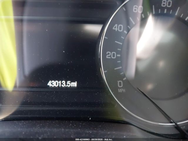 5LMTJ2DH2JUL04116 Lincoln MKC SELECT