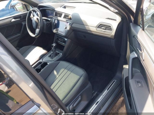 2023 VOLKSWAGEN TIGUAN 3VVCB7AX8PM036684 Photo 4