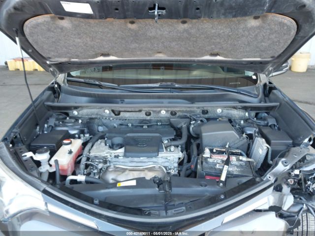 JTMRFREV2GD179482 Toyota Rav4 Xle
