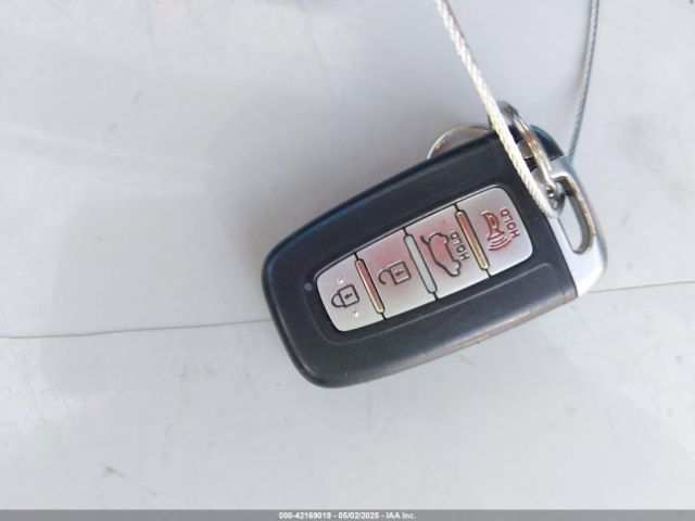 KMHTC6AE5FU238425 Hyundai Veloster Turbo