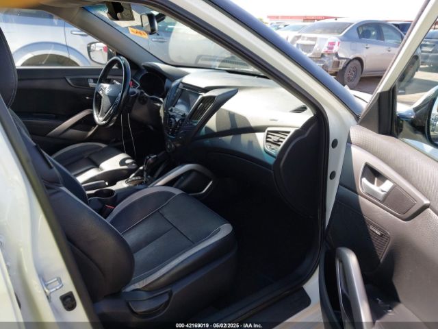 KMHTC6AE5FU238425 Hyundai Veloster Turbo