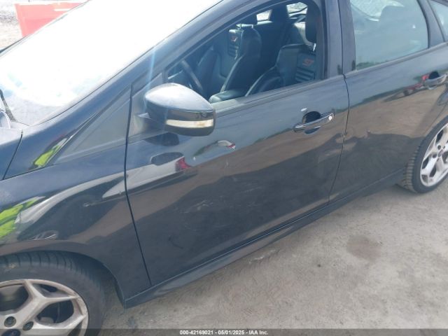1FADP3L98EL269058 Ford FOCUS ST