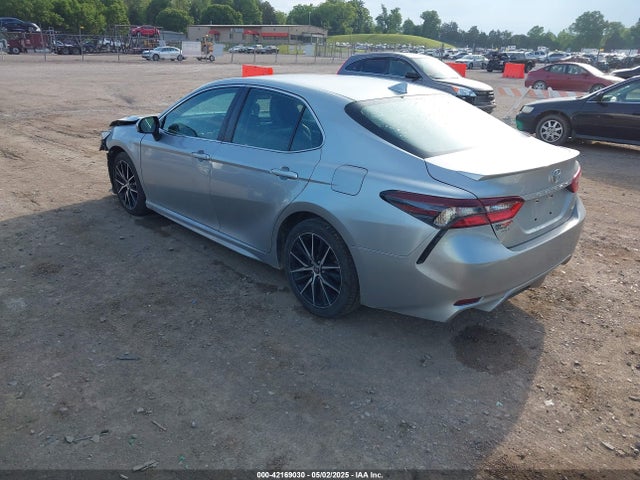4T1G11AKXMU581972 Toyota CAMRY SE