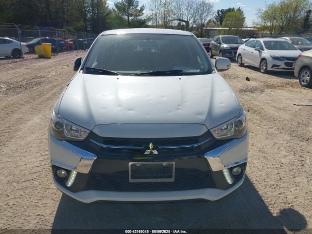JA4AR3AW1JU025671 Mitsubishi Outlander Sport 2.4 Se