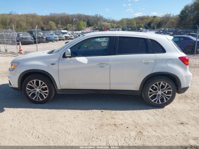 JA4AR3AW1JU025671 Mitsubishi Outlander Sport 2.4 Se