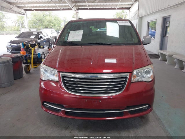 2C4RC1GG6ER139375 Chrysler Town & Country Limited