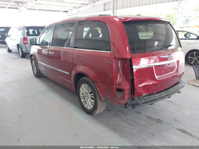 2C4RC1GG6ER139375 Chrysler Town & Country Limited