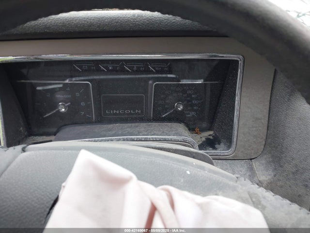 5LMJJ3J5XEEL08664 Lincoln 2014