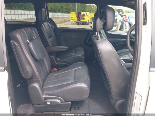 2C4RDGEG3HR690077 Dodge Grand Caravan Gt