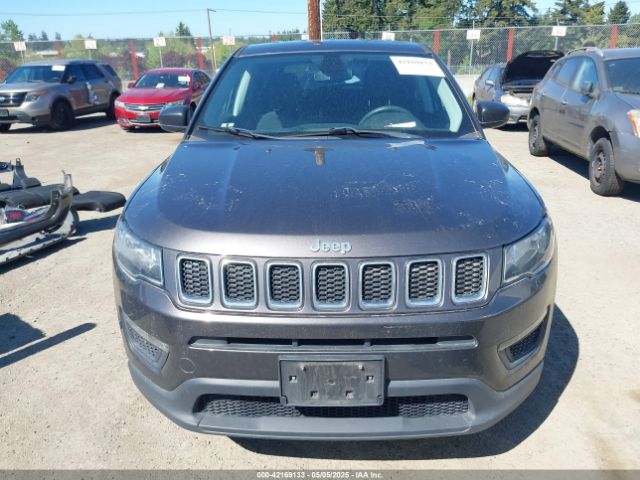 3C4NJDAB8KT595602 Jeep Compass Sport 4x4