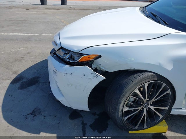 4T1B11HK9JU634608 Toyota CAMRY SE