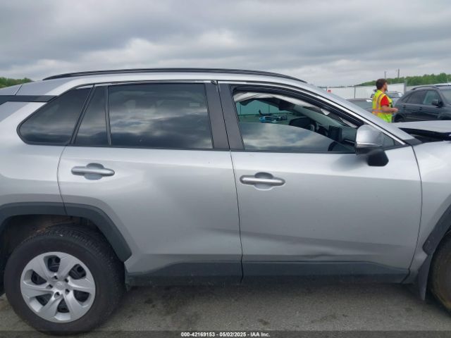 2T3G1RFV8LW120390 Toyota RAV4 LE