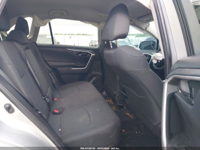 2T3G1RFV8LW120390 Toyota RAV4 LE