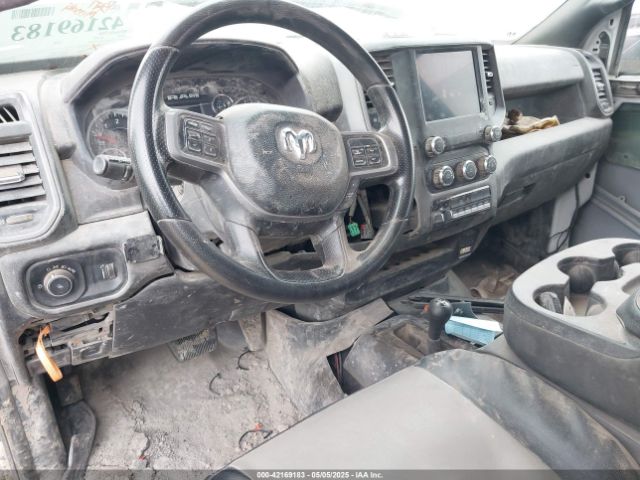3C6UR5CJ7NG439487 RAM 2500 Tradesman  4x4 6'4 Box