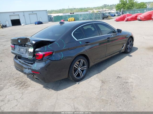 WBA13BJ04MCF43555 BMW 530I