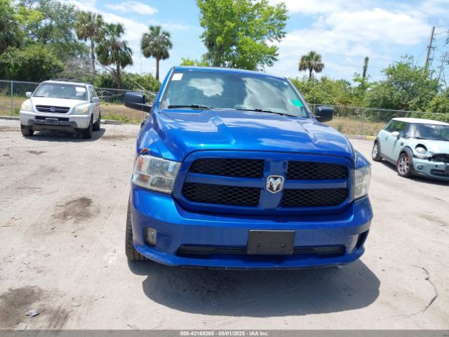 1C6RR7FTXHS851642 RAM 1500 Express  4x4 6'4 Box