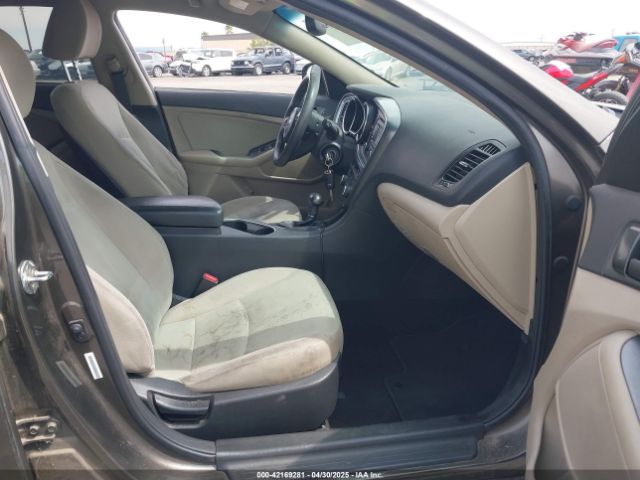 5XXGM4A7XEG334175 KIA Optima Lx