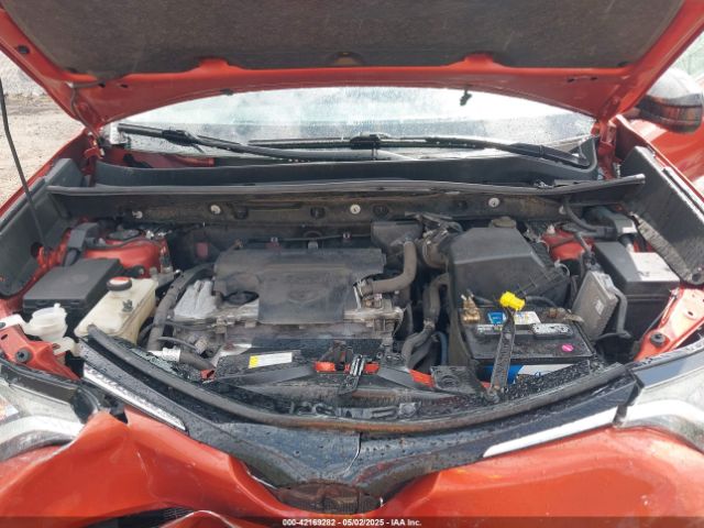 JTMBFREVXGJ092836 Toyota RAV4 LE