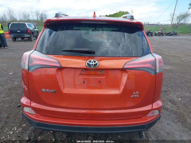 JTMBFREVXGJ092836 Toyota RAV4 LE