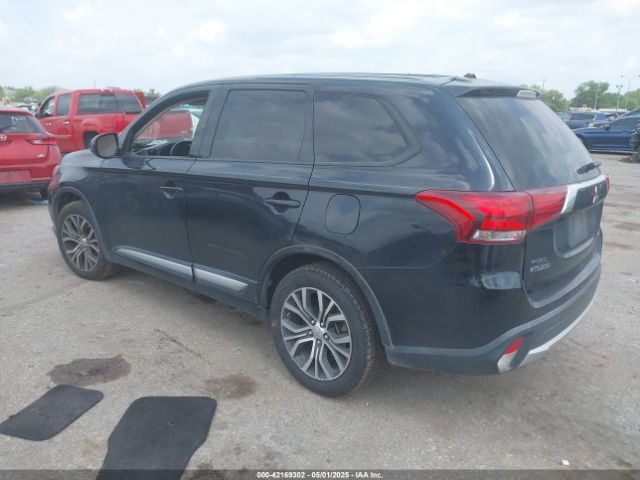 2016 MITSUBISHI OUTLANDER JA4AD2A31GZ045865 Photo 2