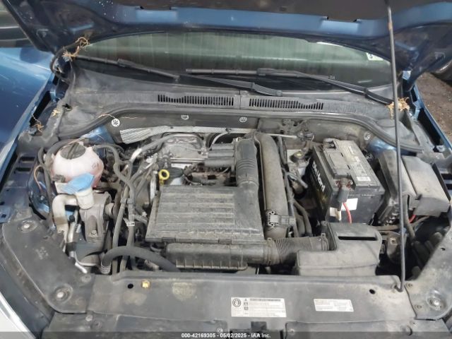3VWD67AJ2GM268990 Volkswagen Jetta 1.4t Se