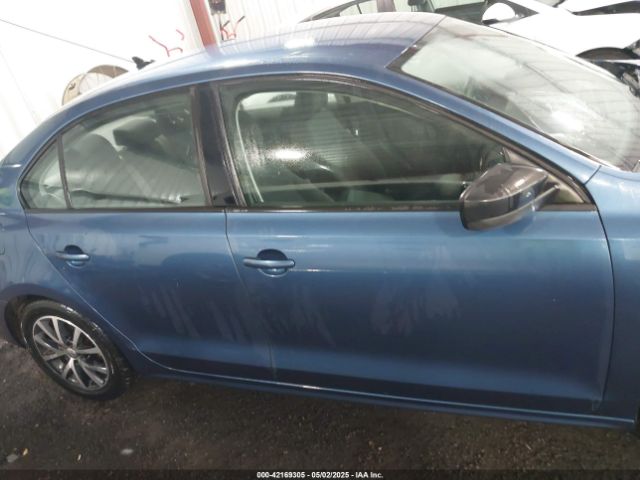3VWD67AJ2GM268990 Volkswagen Jetta 1.4t Se